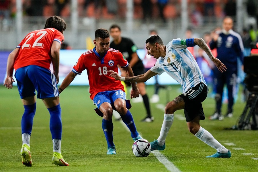 Soi kèo Chile vs Argentina 8h00 ngày 26/06/2024 - Copa America 2024